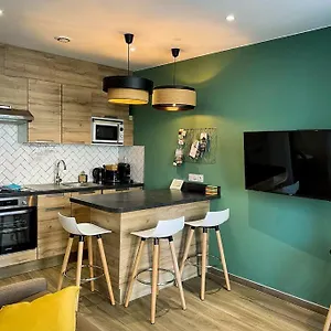 Rdc Avec Sa Terrasse Privée Appartement